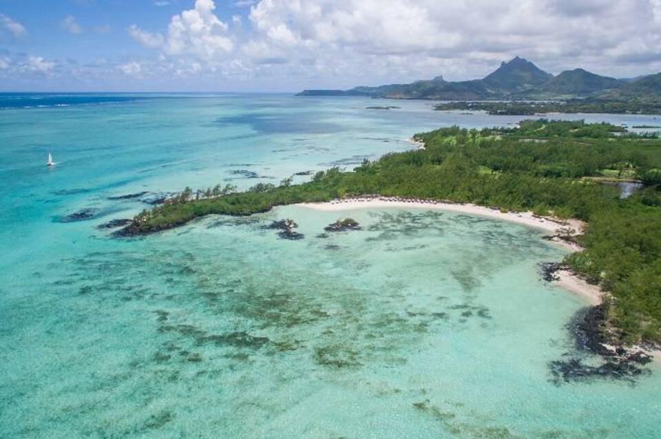 The Bay Club at Anahita 2
