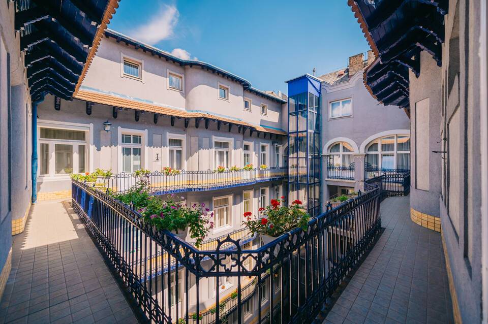 Baross Hotel by Mellow Mood Hotels 4