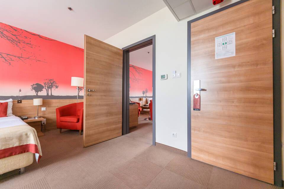 Expo Tower by Mellow Mood Hotels 5