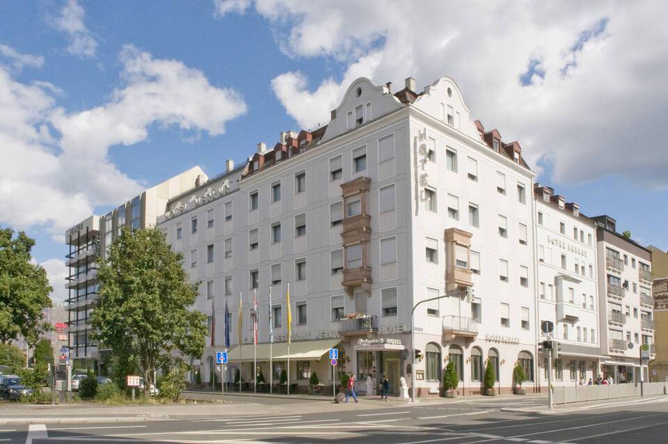 Ringhotel Loew's Merkur 1