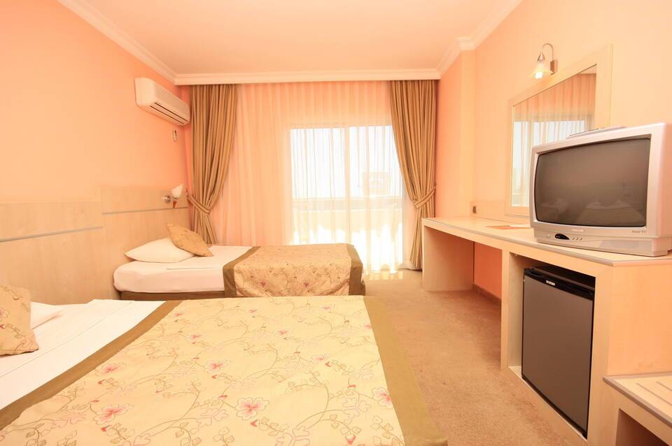Sun Beach Hill Hotel 5