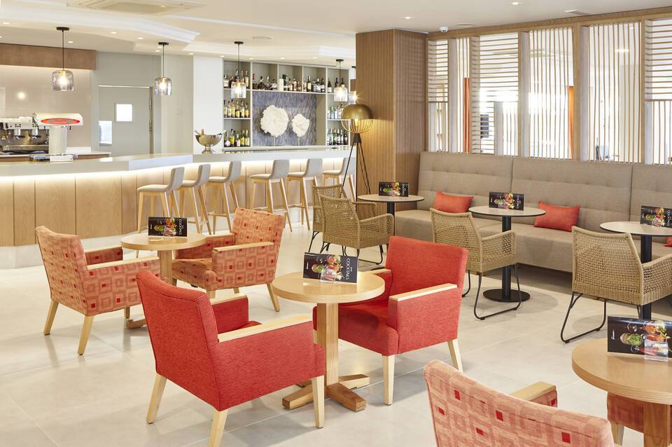 Universal Hotel Perla 3