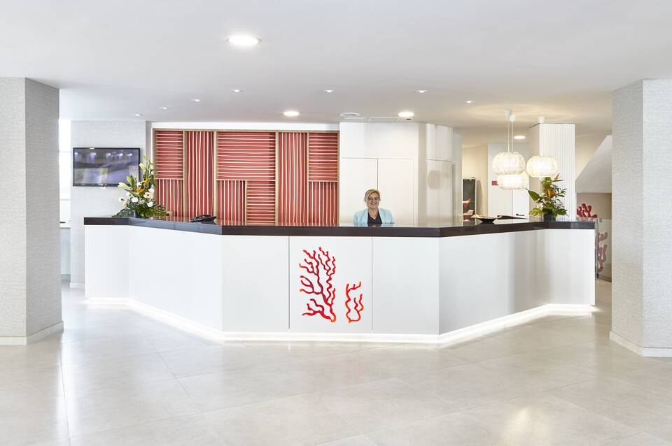 Universal Hotel Perla 5