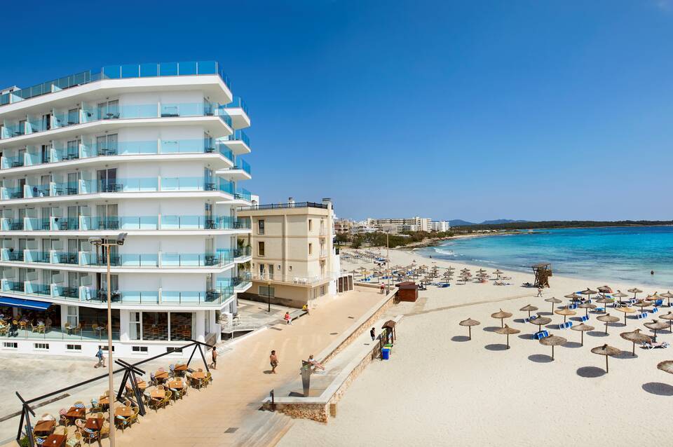 Universal Hotel Perla 1