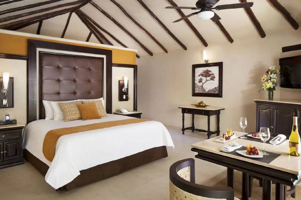 El Dorado Casitas Royale 4