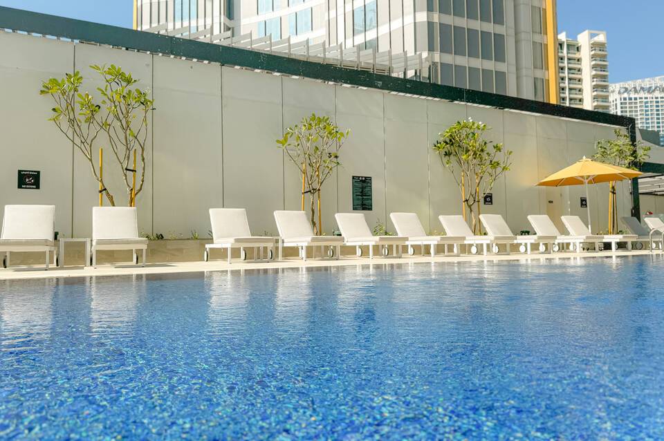 Holiday Inn Dubai Business Bay 3
