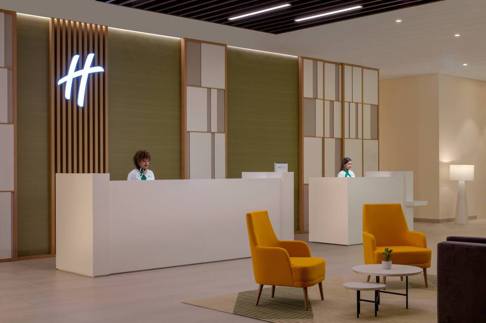 Holiday Inn Dubai Business Bay 4