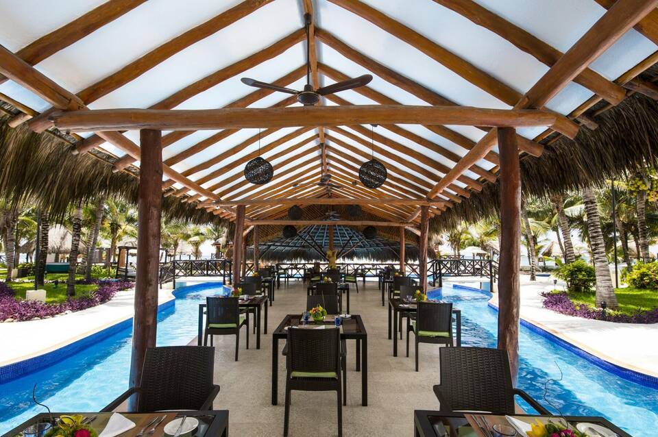 Hidden Beach Resort Au Naturel Club 5