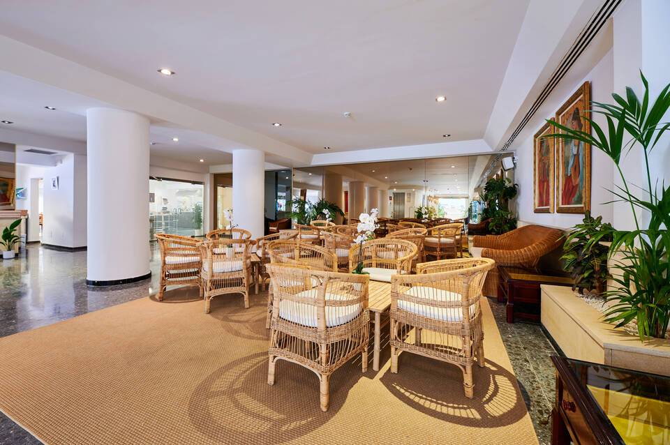 Hotel ROC Oberoy 3