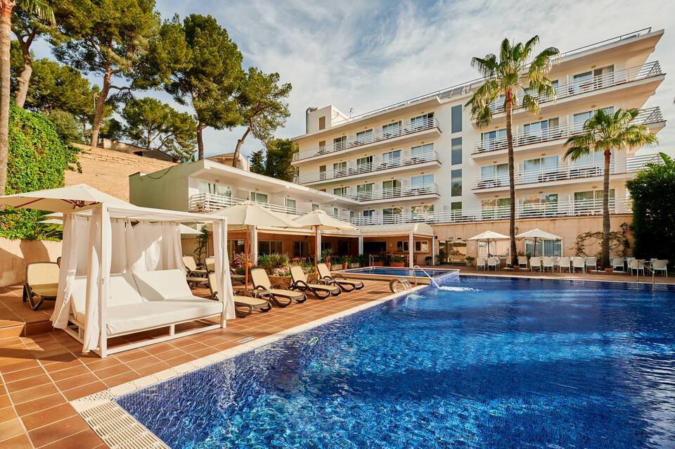 Hotel ROC Oberoy 1
