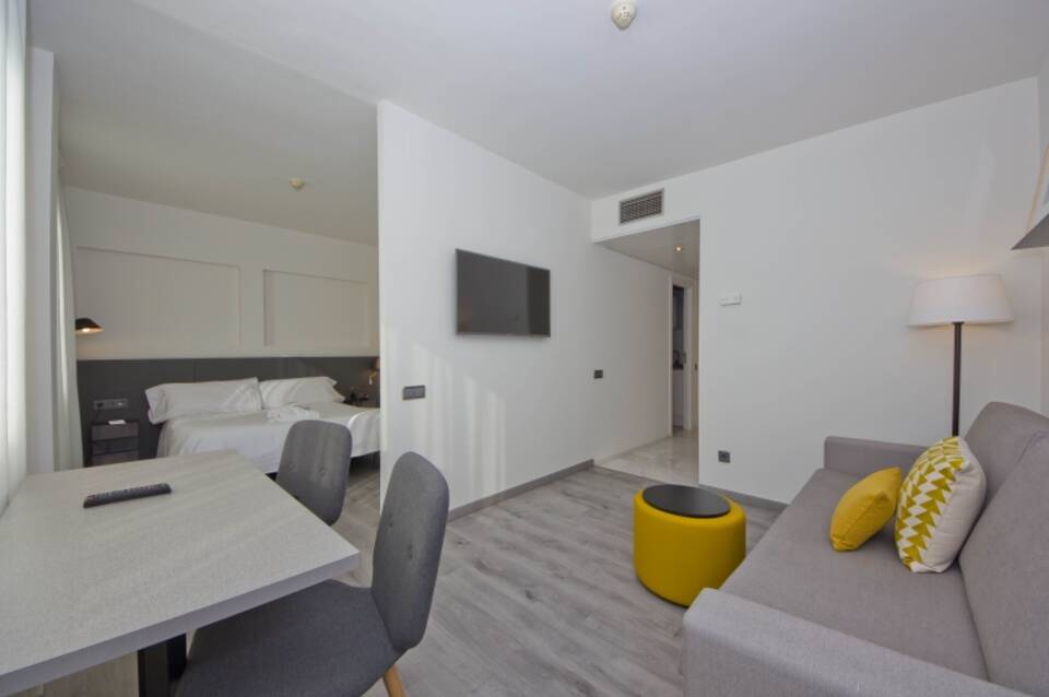 Aparthotel Atenea Vallès 2