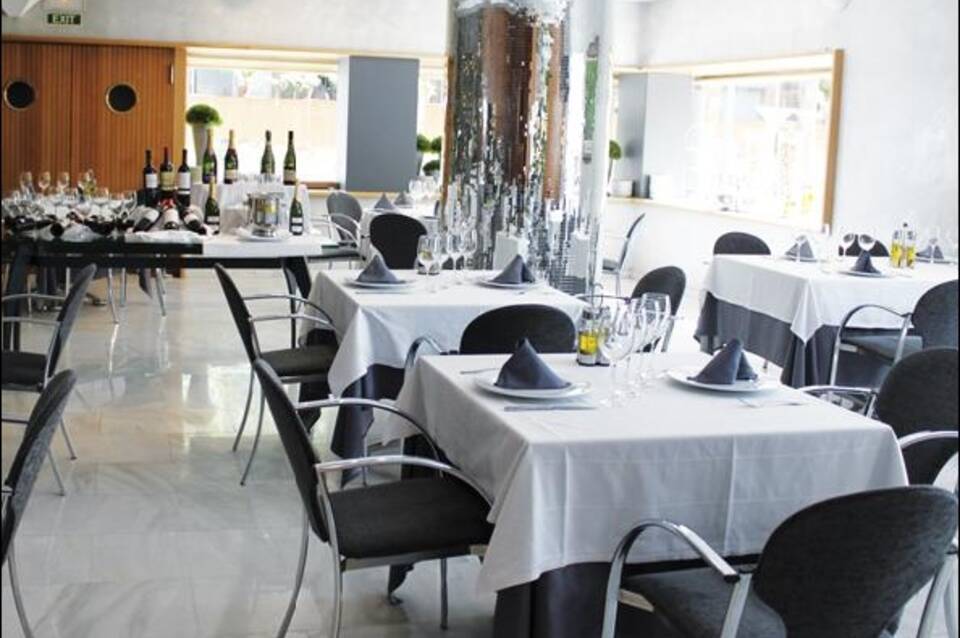 Aparthotel Atenea Vallès 4