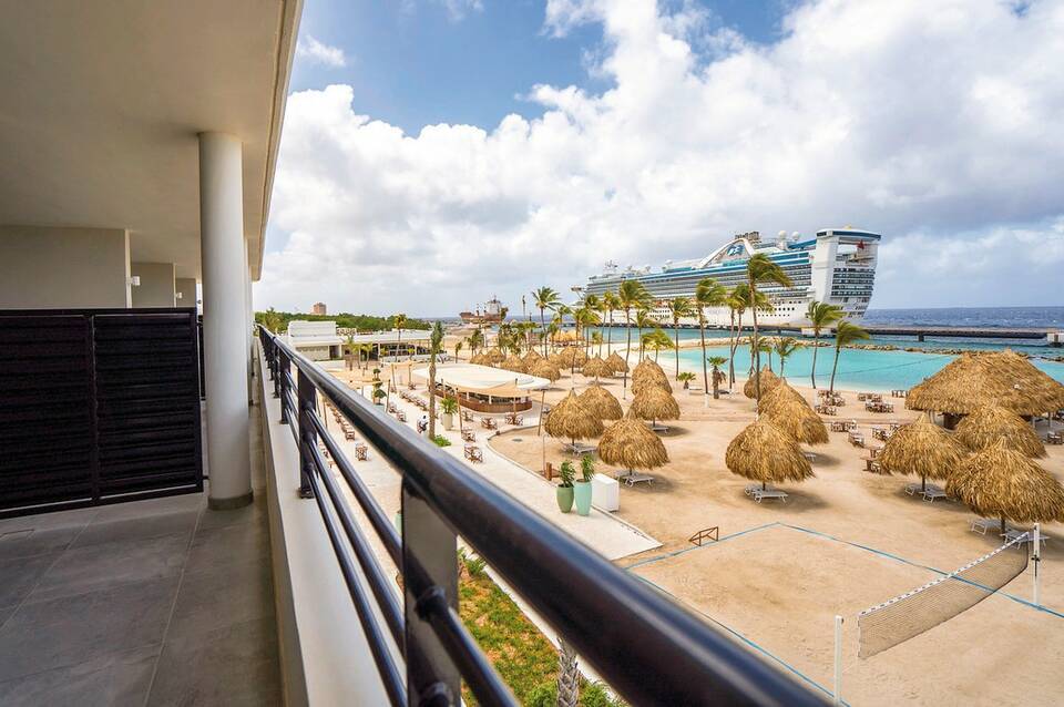 Mangrove Beach Corendon Curacao All-Inclusive Resort, Curio by Hilton 5