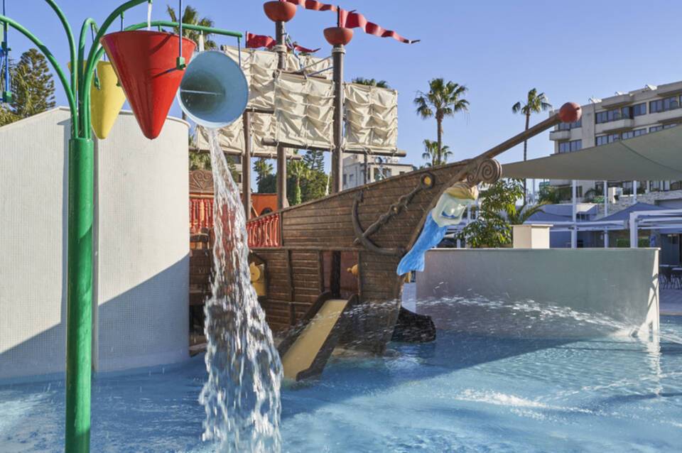 Atlantica Oasis Hotel 2