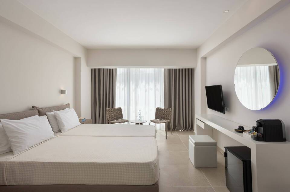 Atlantica Sancta Napa Hotel 2