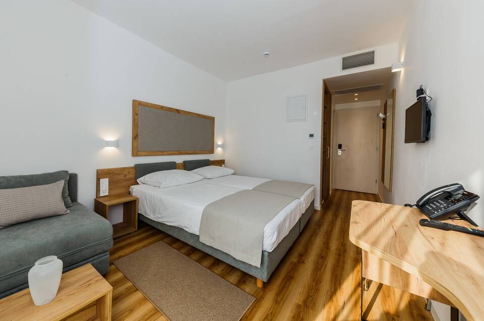 Hotel Medena 5