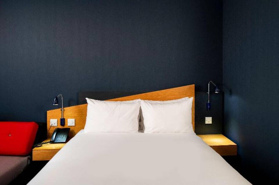 Holiday Inn Express Newcastle Gateshead 4