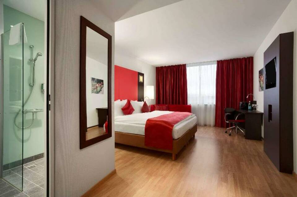 Ramada Encore by Wyndham Geneva 1