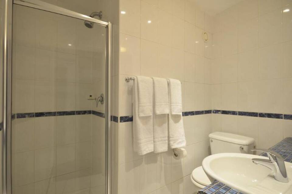 The Princes Square Hotel 5