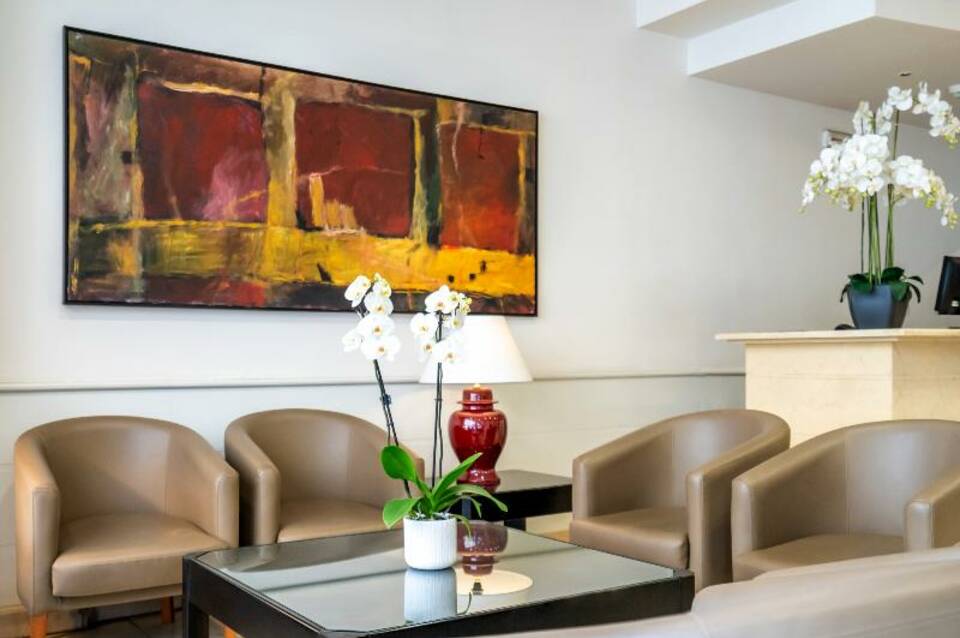 Glories Hotel 3