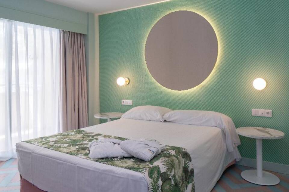 The Agir Springs Hotel 3