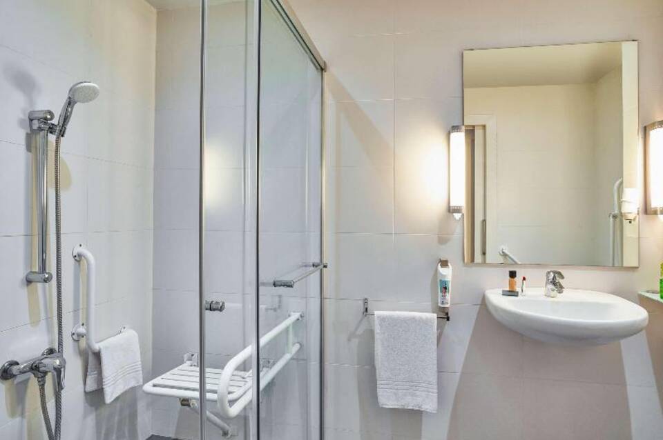 ibis Barcelona Meridiana 5