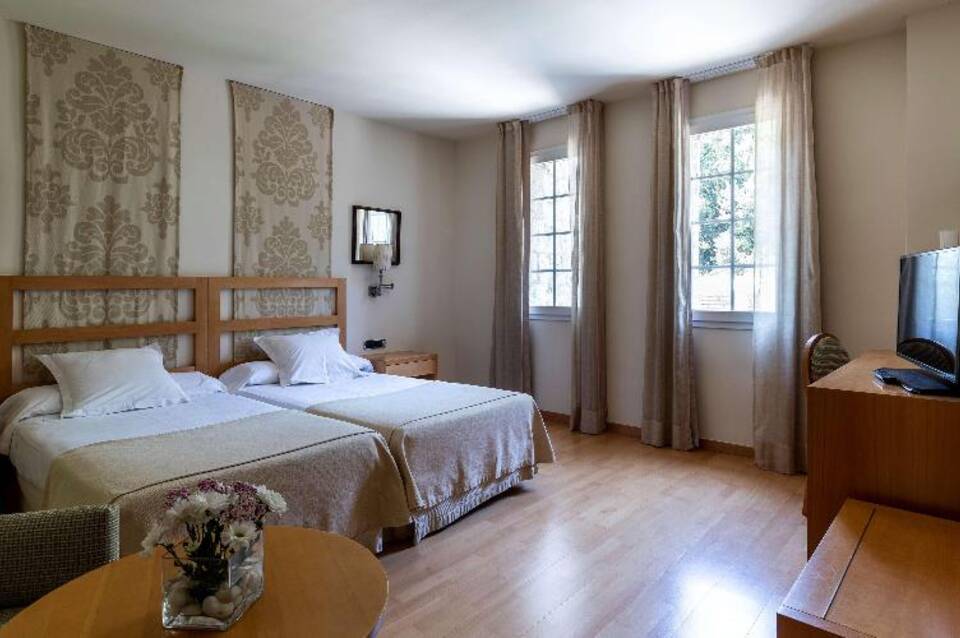Parador de Vic-Sau 5