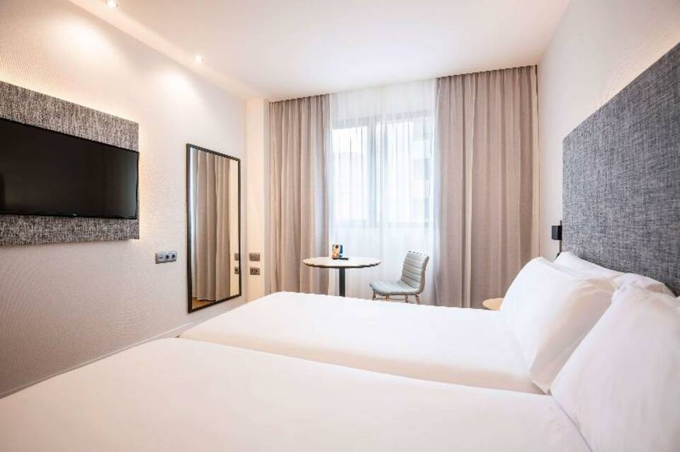INNSiDE Valencia Oceanic 5