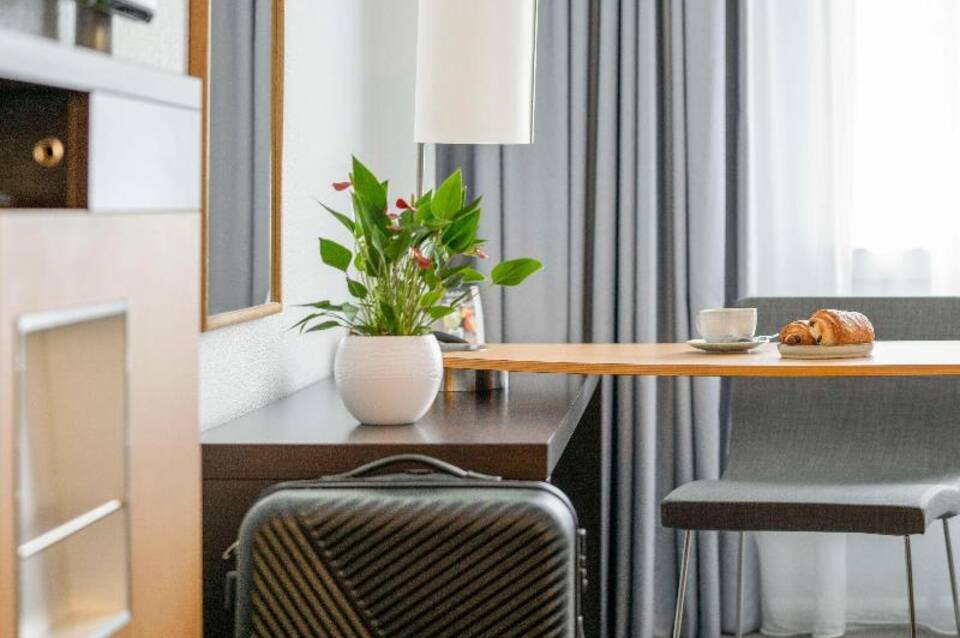 Novotel Glasgow Centre 4