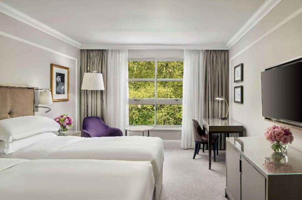 Hyatt Regency London - The Churchill 4