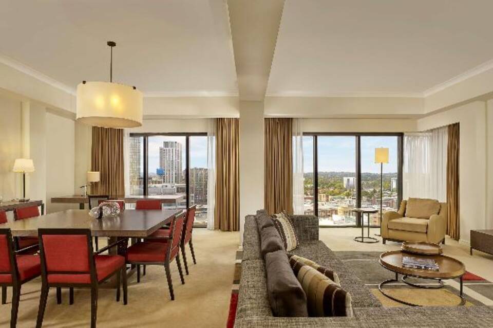 Hyatt Regency Birmingham 5
