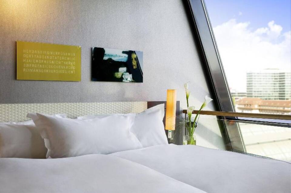 Sofitel Munich Bayerpost 3