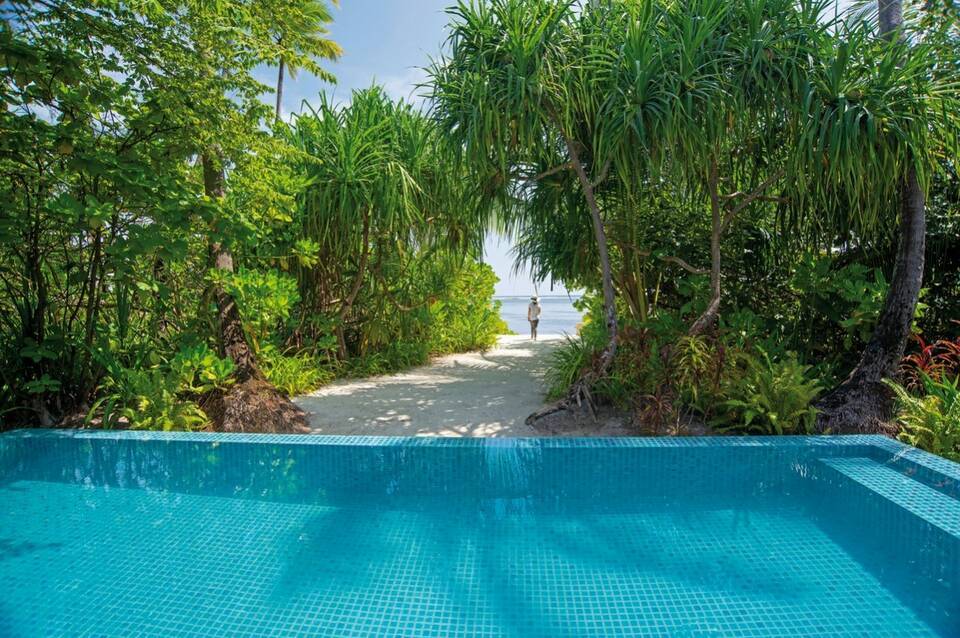 The Residence Maldives at Dhigurah 3