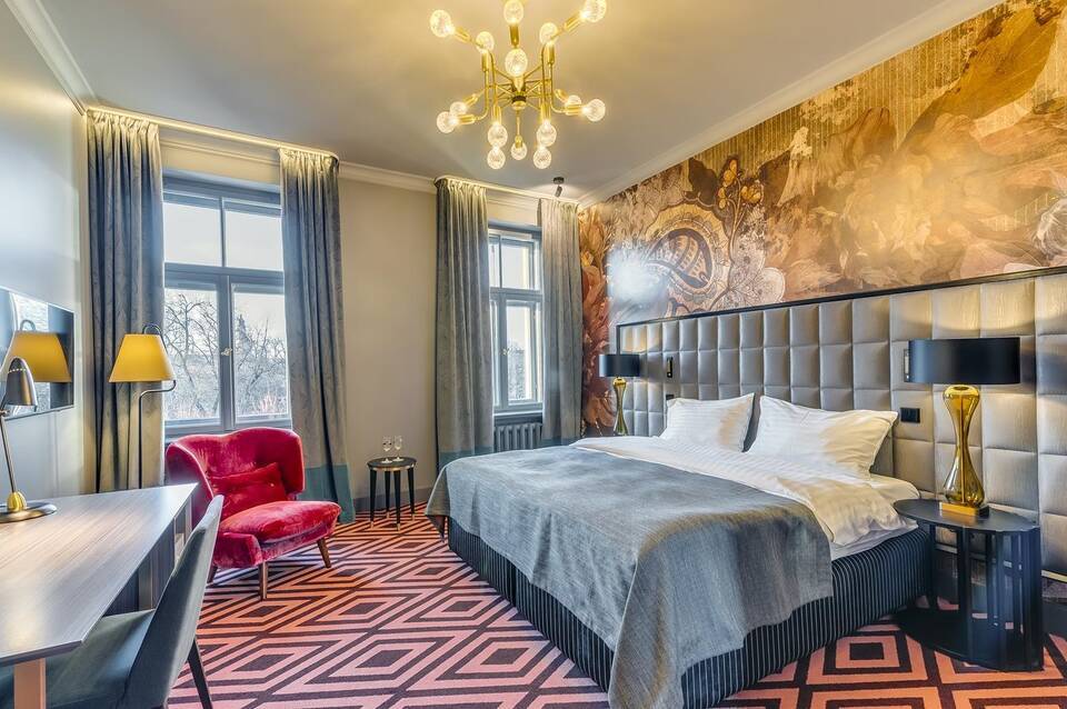 Grand Poet Hotel By Semarah 5