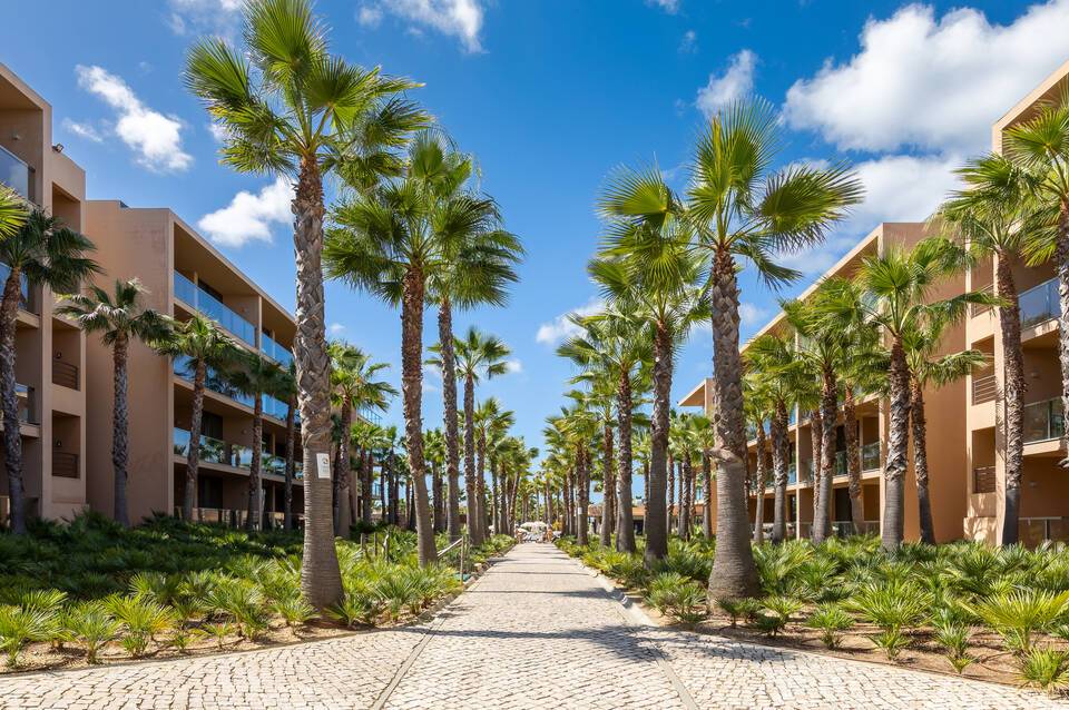 The Westin Salgados Beach Resort, Algarve 4