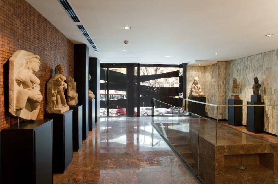 Suites Avenue Luxe Apartments Barcelona 3