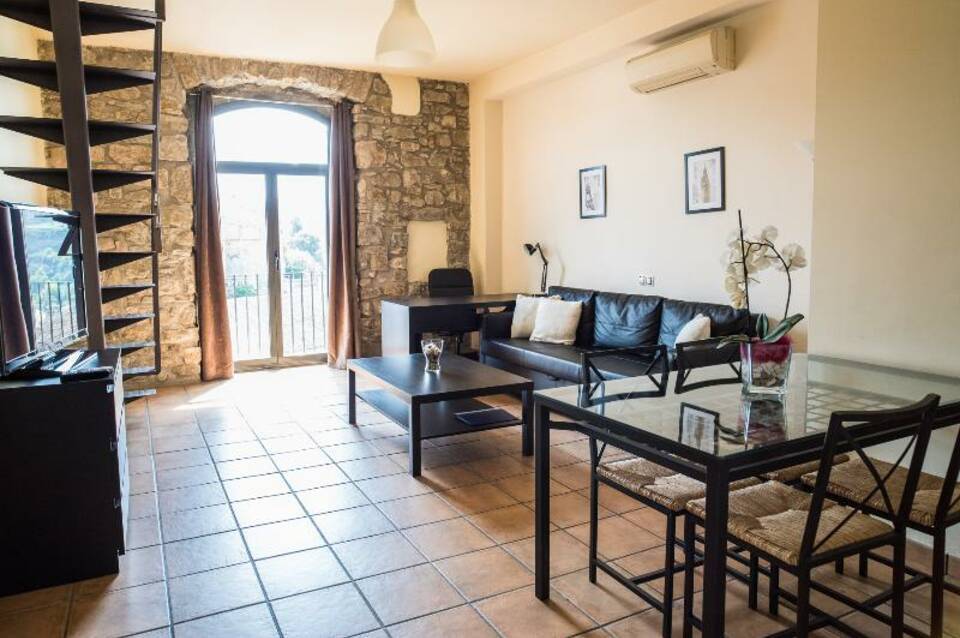 Urbi Manresa Apartments 5