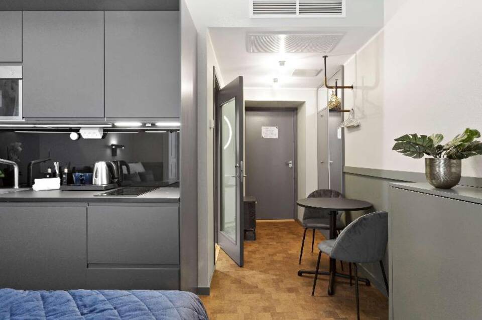 Best Western Hotel at 108 4