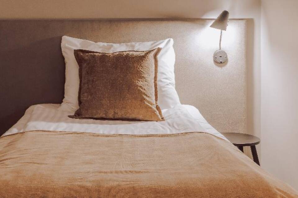 Home Hotel Odin 1