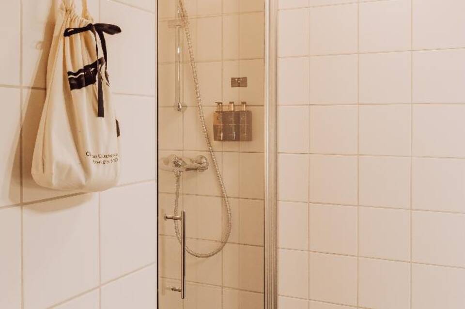 Home Hotel Odin 4