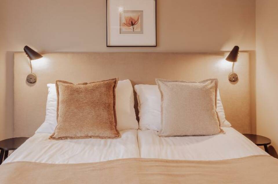 Home Hotel Odin 5