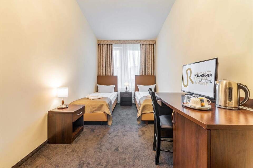 Upper Room 5