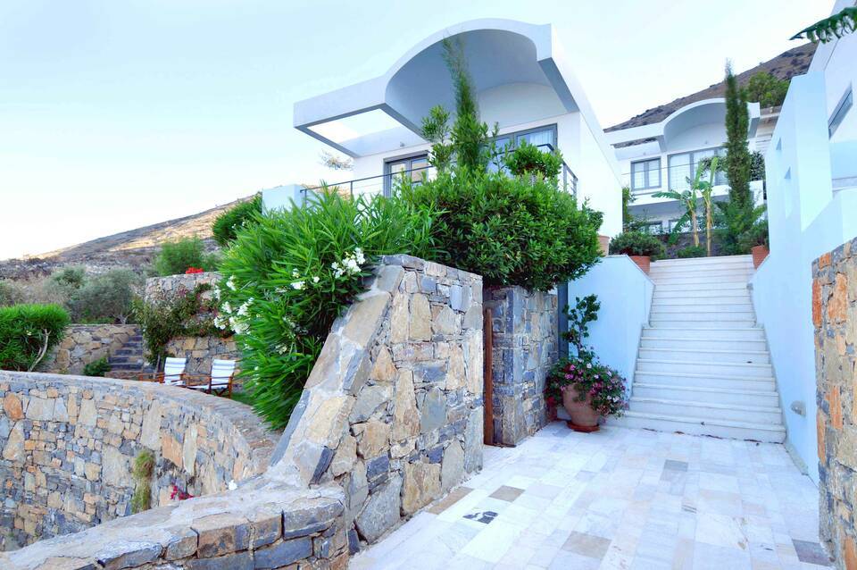 Elounda Living Residences 1