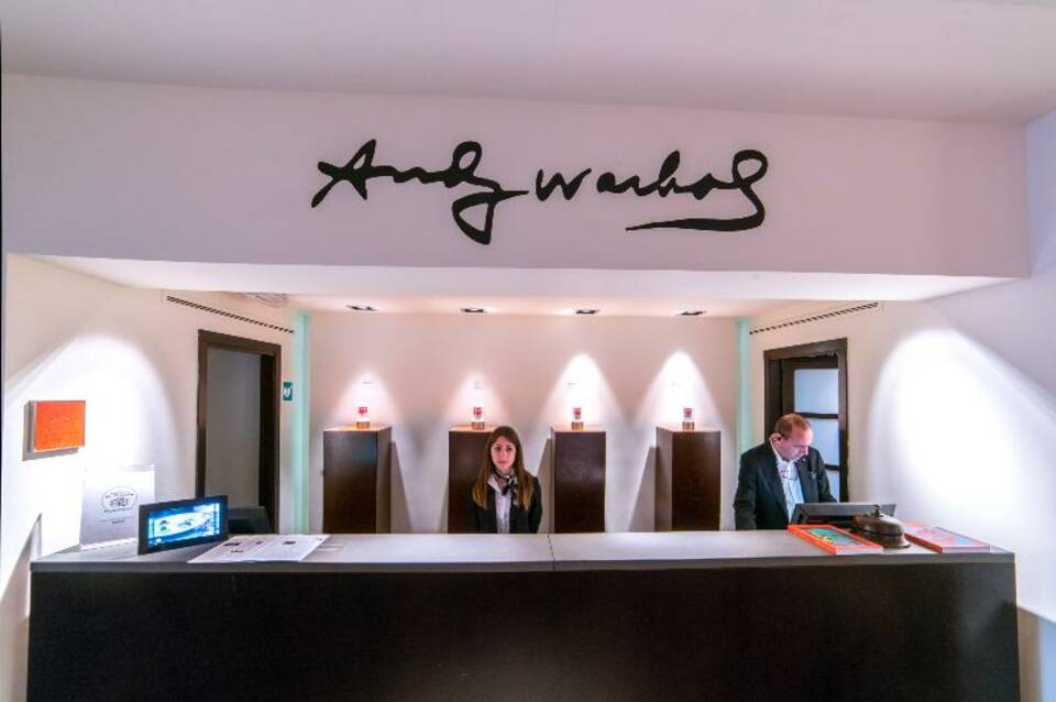 Gallery Hotel Art 5