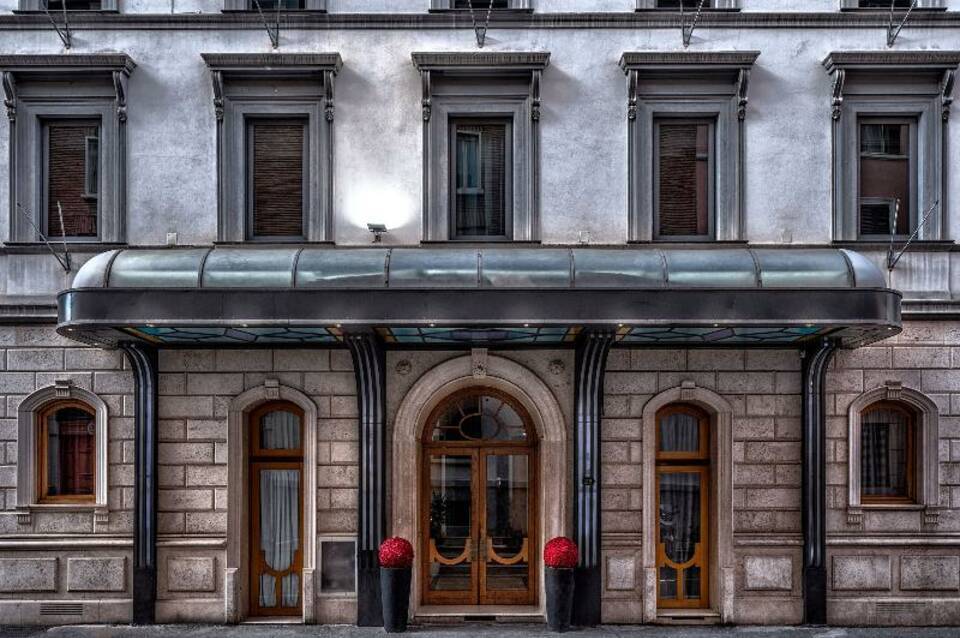 Varese Hotel 1