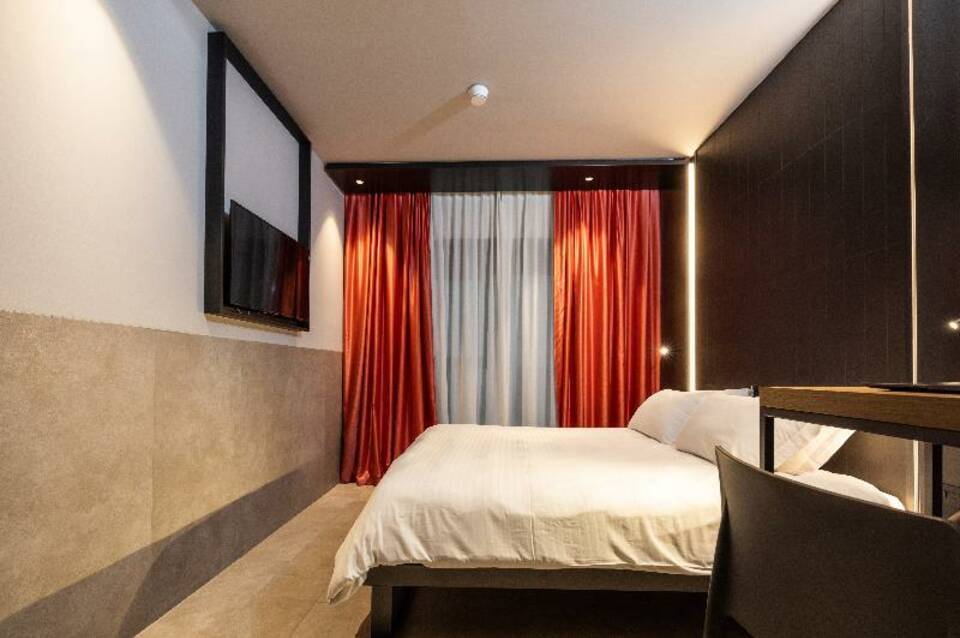 Smart Hotel Central Station 1