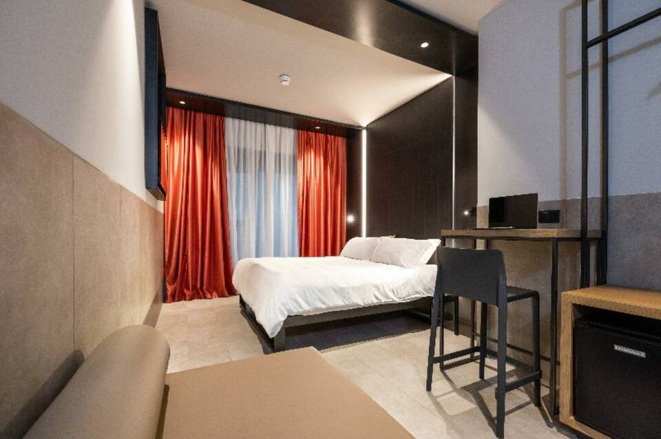 Smart Hotel Central Station 4