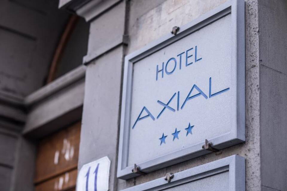 Hotel Maxim Axial 1