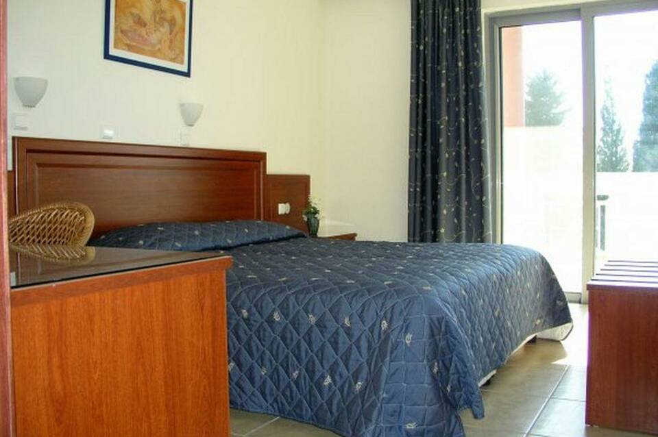 Olga's Paradise Hotel Apartments 2