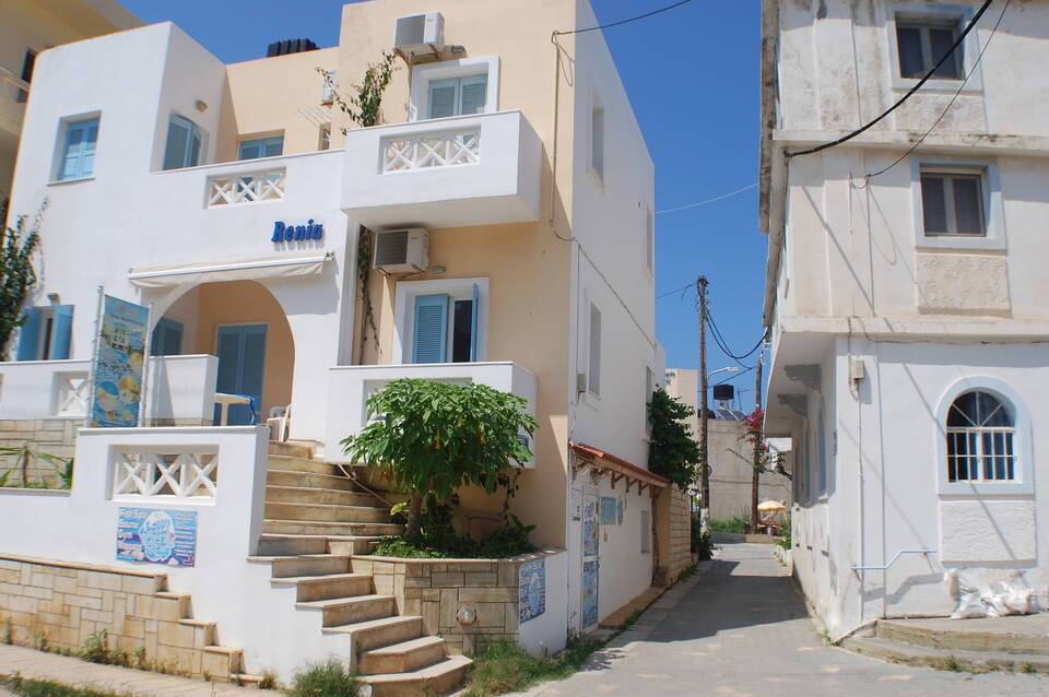 Renia Hotel 1